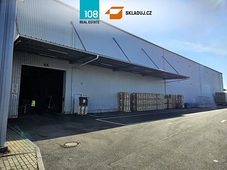 Pronájem skladového prostoru 2 000 m² - foto 1