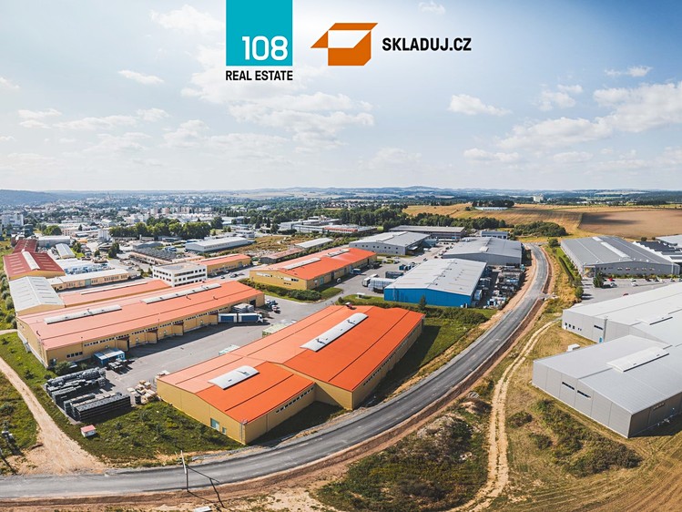 Pronájem skladového prostoru 7 000 m² - foto 1