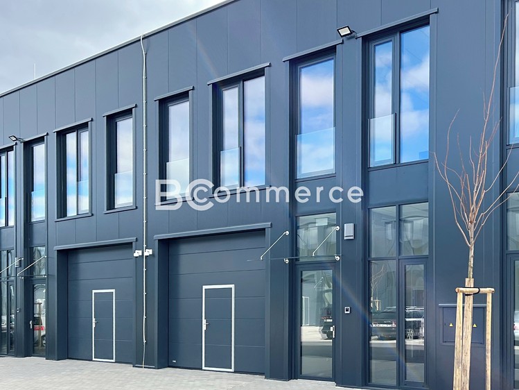 Pronájem skladového prostoru 400 m² - foto 8