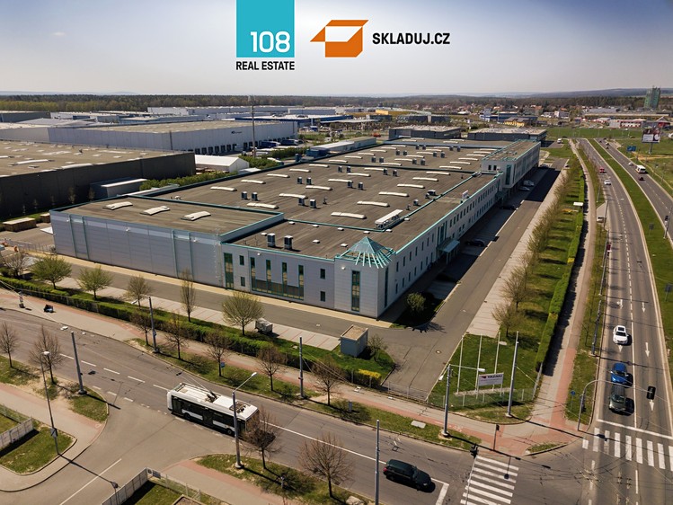 Pronájem skladového prostoru 10 000 m² - foto 2