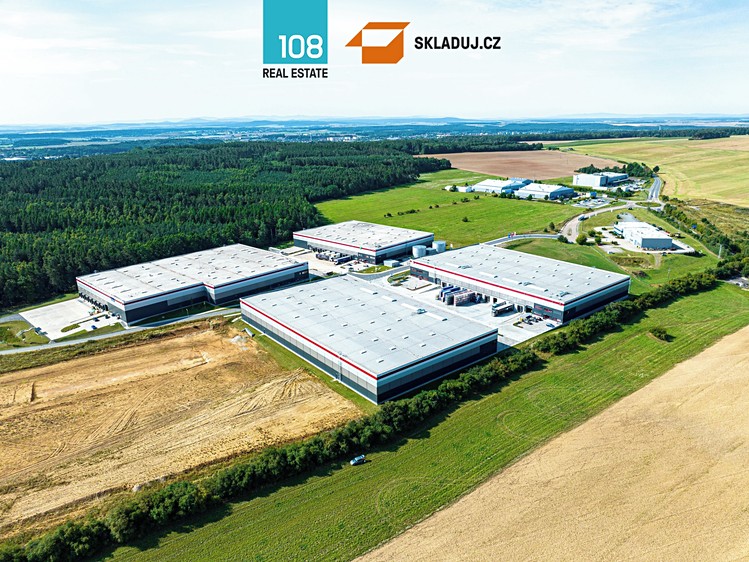 Pronájem skladového prostoru 10 000 m² - foto 2