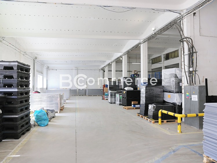 Pronájem skladového prostoru 3 207 m² - foto 4