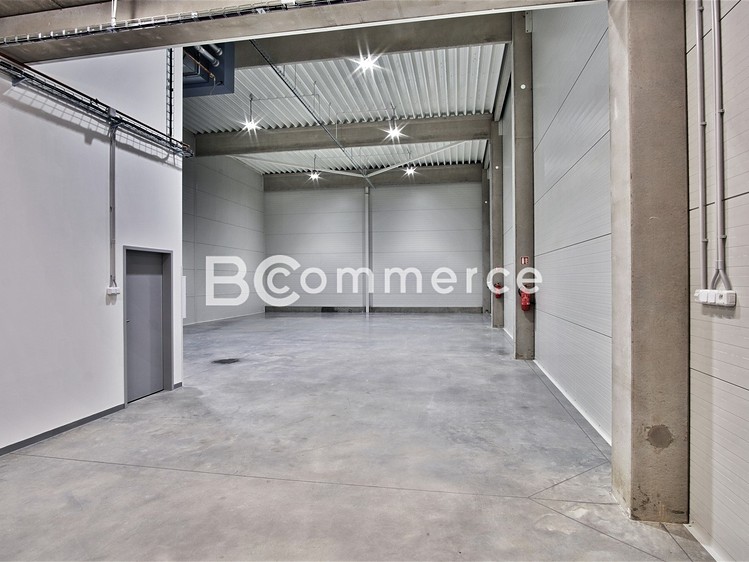 Pronájem skladového prostoru 340 m² - foto 4