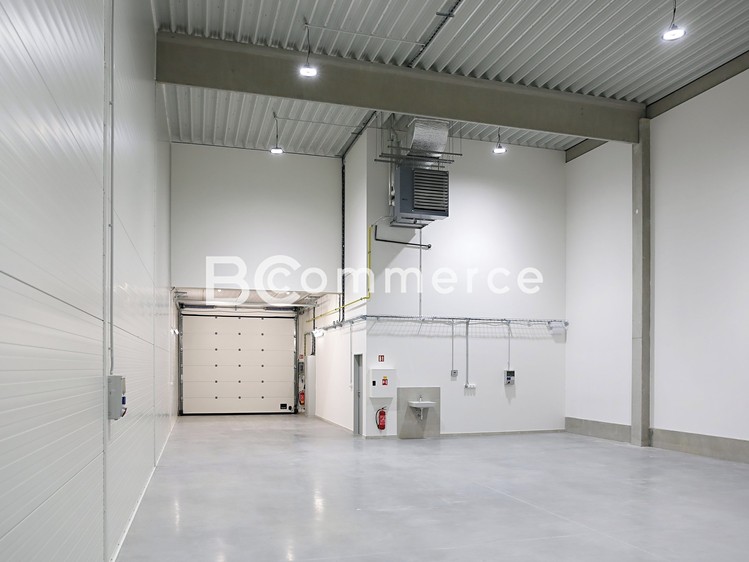 Pronájem skladového prostoru 340 m² - foto 5