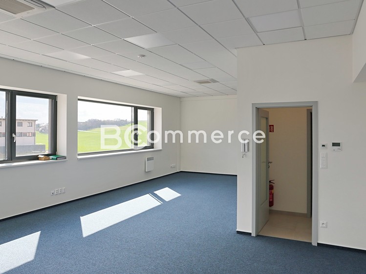 Pronájem skladového prostoru 340 m² - foto 7