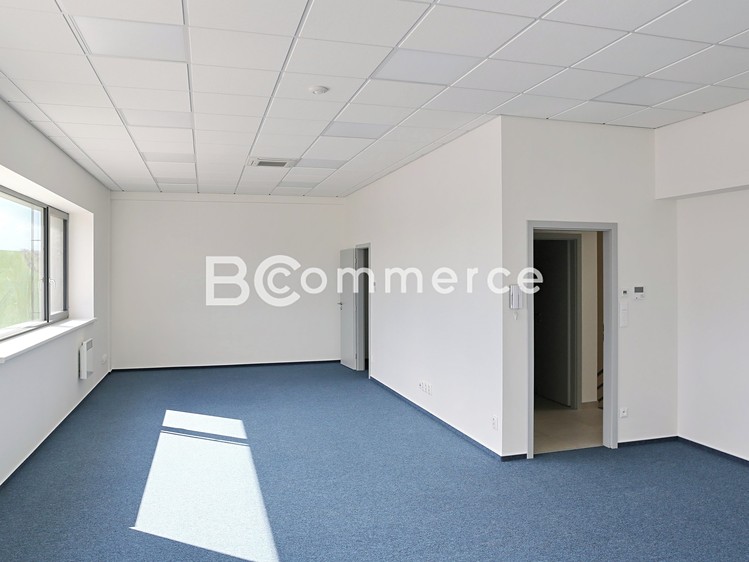 Pronájem skladového prostoru 340 m² - foto 8