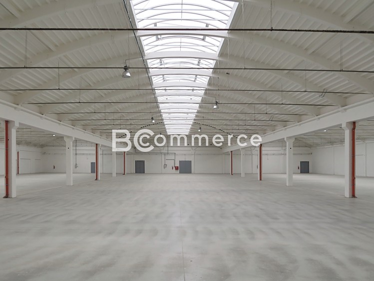 Pronájem skladového prostoru 1 100 m² - foto 2