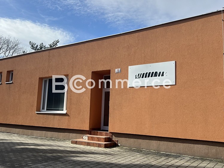 Pronájem skladového prostoru 713 m² - foto 4