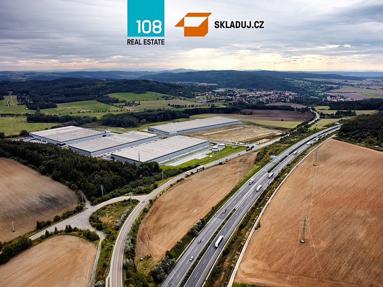 Pronájem skladového prostoru 11 000 m² - foto 5