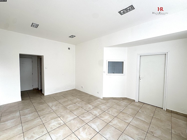 Pronájem obchodního prostoru 80 m² - foto 6