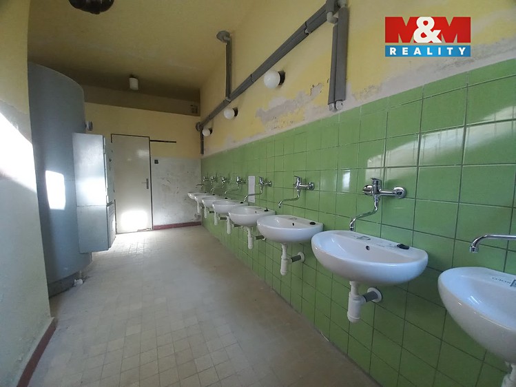 Pronájem skladového prostoru 550 m² - foto 3