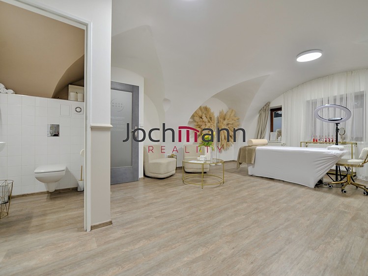 Pronájem obchodního prostoru 35 m² - foto 2