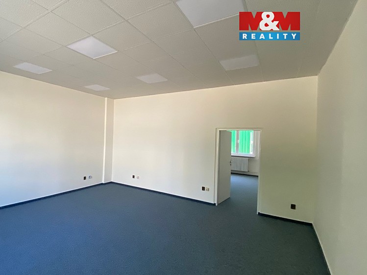 Pronájem kanceláře 56 m² - foto 1