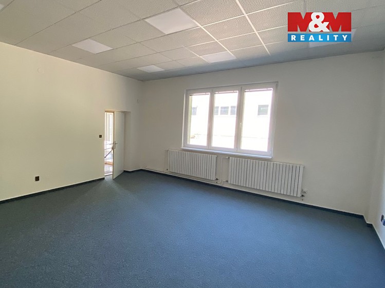 Pronájem kanceláře 56 m² - foto 3