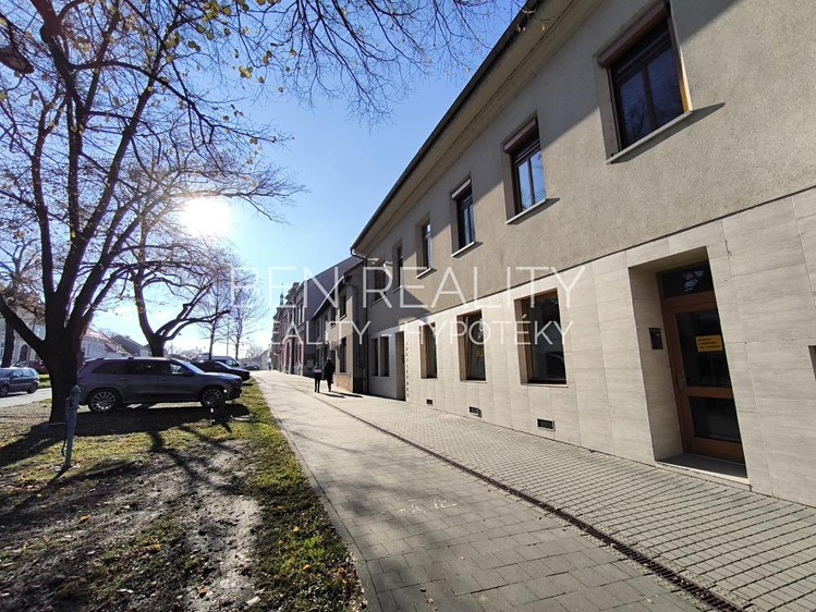Pronájem obchodního prostoru 45 m² - foto 3