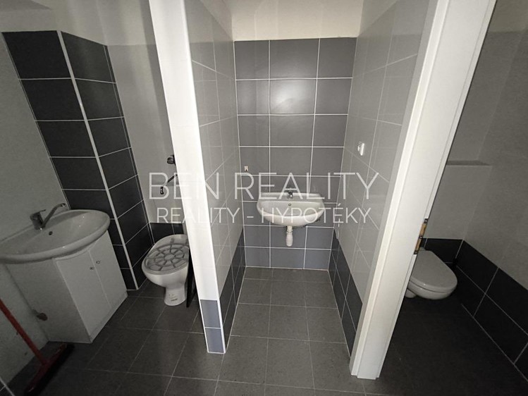 Pronájem obchodního prostoru 45 m² - foto 8