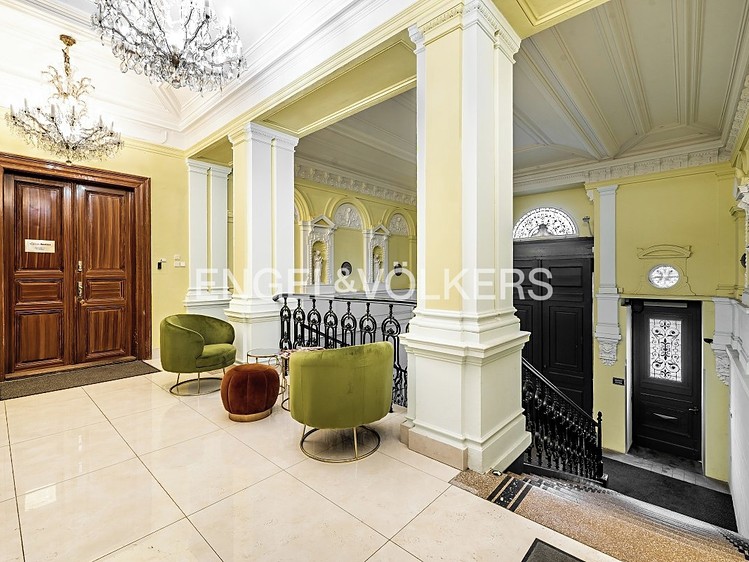 Pronájem kanceláře 222 m² - foto 3