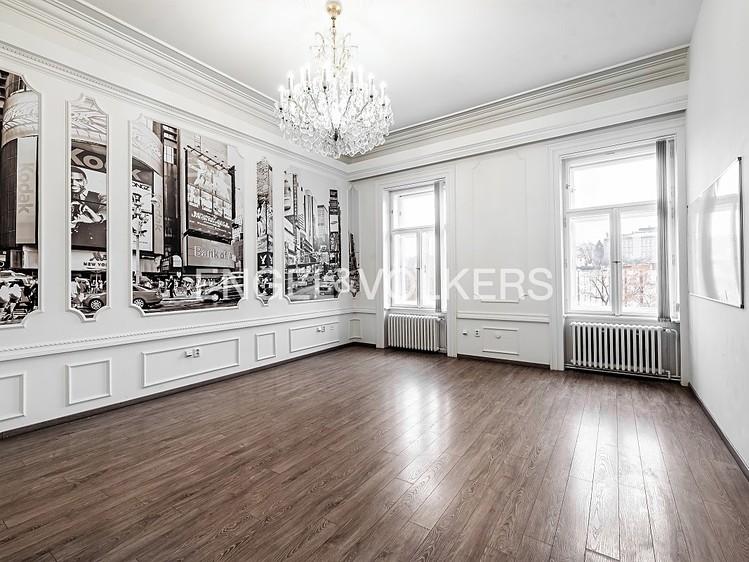 Pronájem kanceláře 222 m² - foto 5