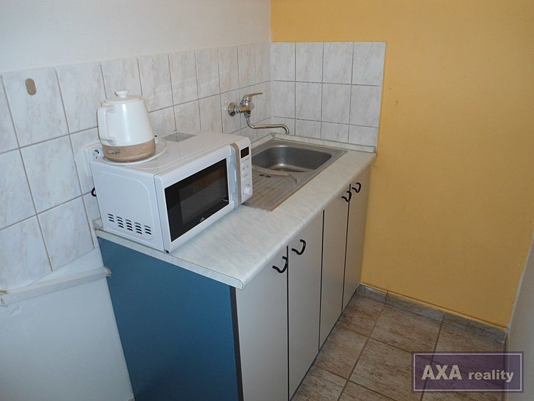Pronájem kanceláře 15 m² - foto 4