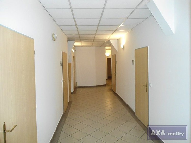 Pronájem kanceláře 15 m² - foto 5