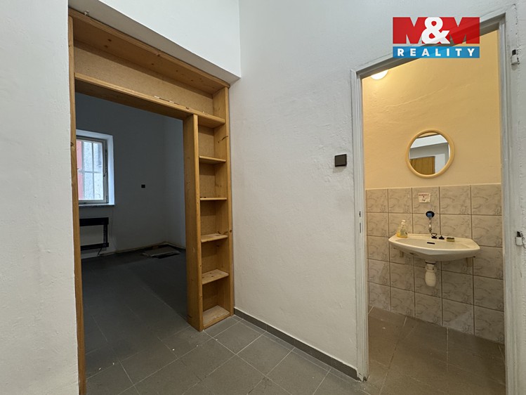 Pronájem kanceláře 31 m² - foto 5