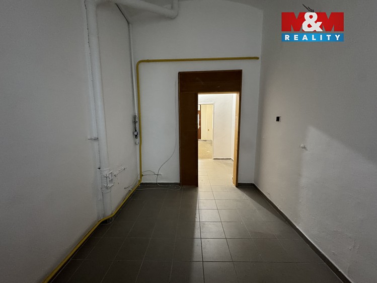 Pronájem kanceláře 31 m² - foto 8