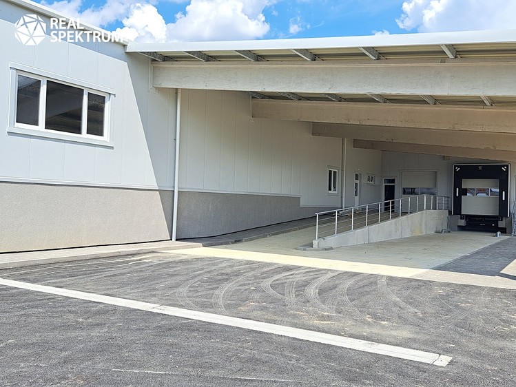 Pronájem výrobní haly, prostoru 983 m² - foto 4