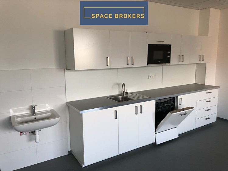 Pronájem skladového prostoru 4 500 m² - foto 7