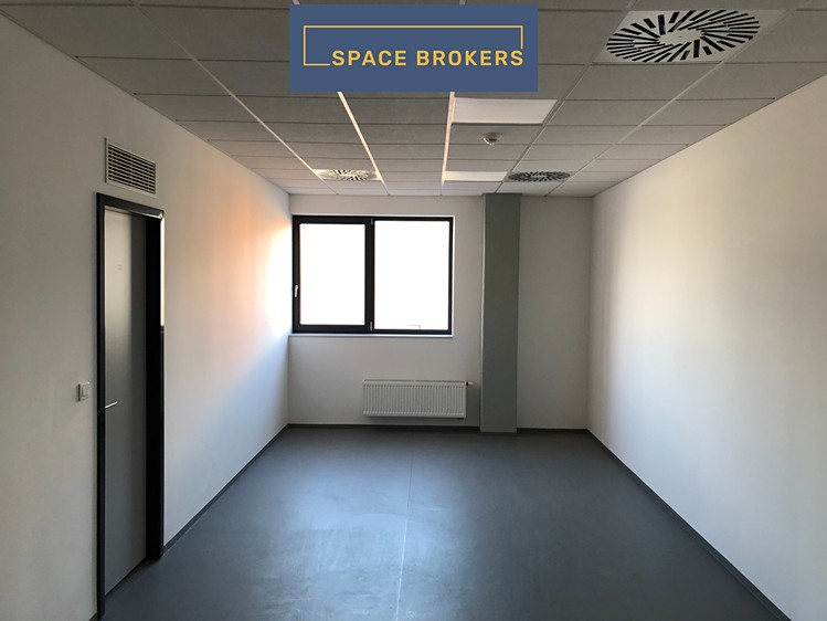 Pronájem skladového prostoru 4 500 m² - foto 8