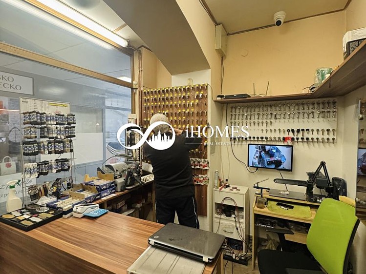 Pronájem obchodního prostoru 50 m² - foto 4