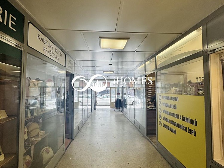Pronájem obchodního prostoru 50 m² - foto 2