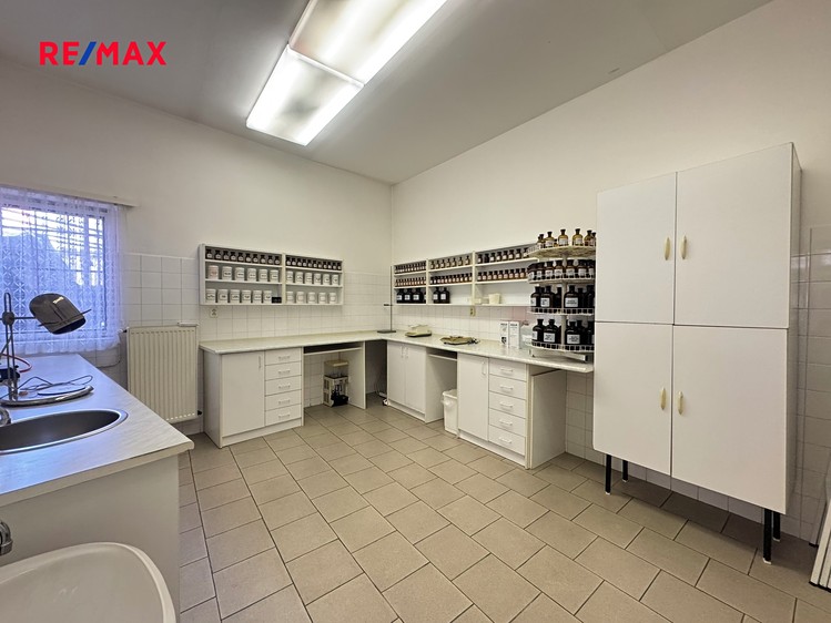 Pronájem obchodního prostoru 118 m² - foto 7