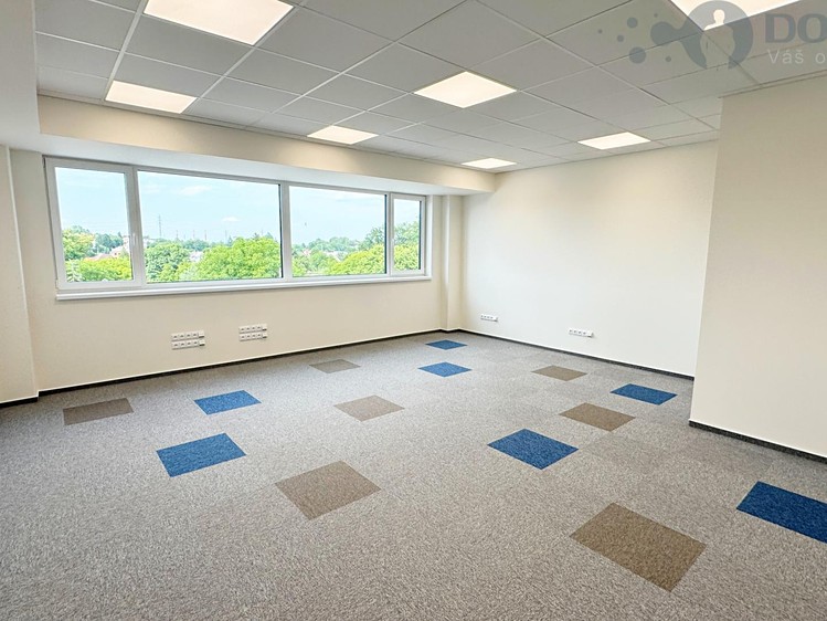 Pronájem kanceláře 577 m² - foto 8