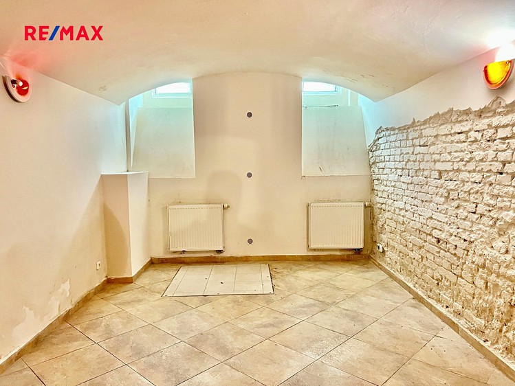Pronájem komerční nemovitosti 95 m² - foto 3