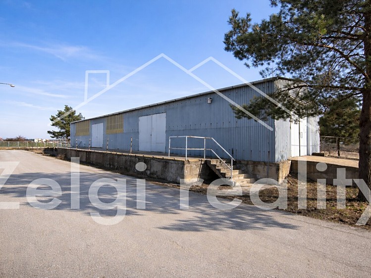 Pronájem skladového prostoru 224 m² - foto 2