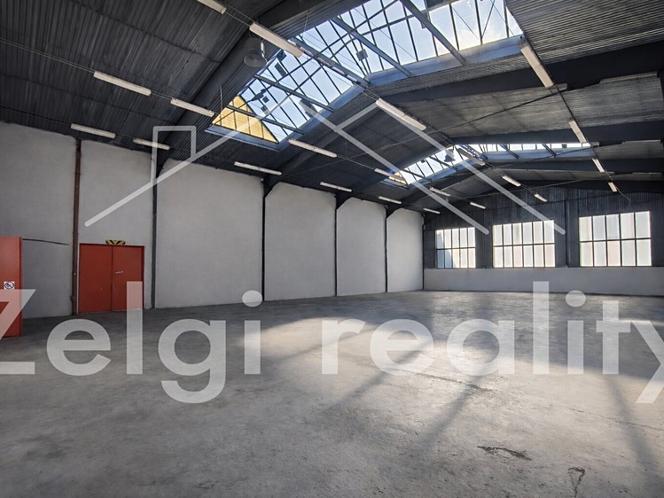 Pronájem skladového prostoru 1 705 m² - foto 3