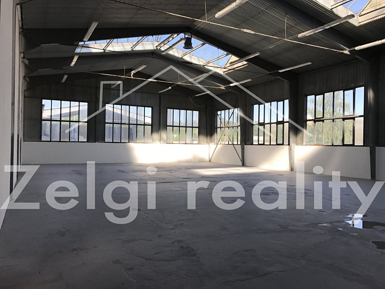 Pronájem skladového prostoru 1 705 m² - foto 6