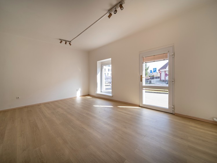 Pronájem obchodního prostoru 31 m² - foto 4
