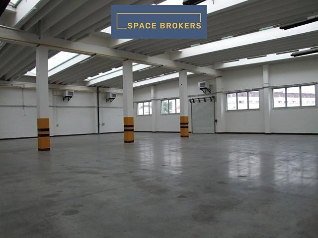 Pronájem skladového prostoru 2 513 m² - foto 1