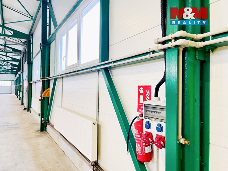 Pronájem výrobní haly, prostoru 1 070 m² - foto 5