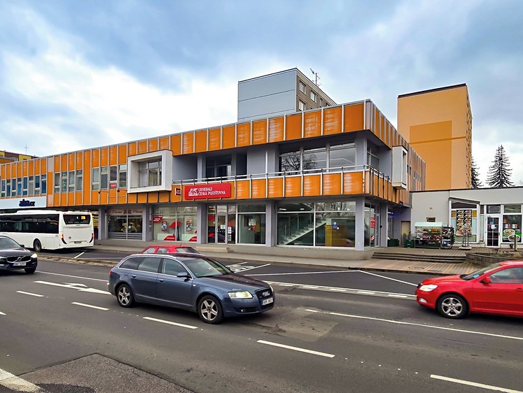 Pronájem obchodního prostoru 245 m² - foto 1