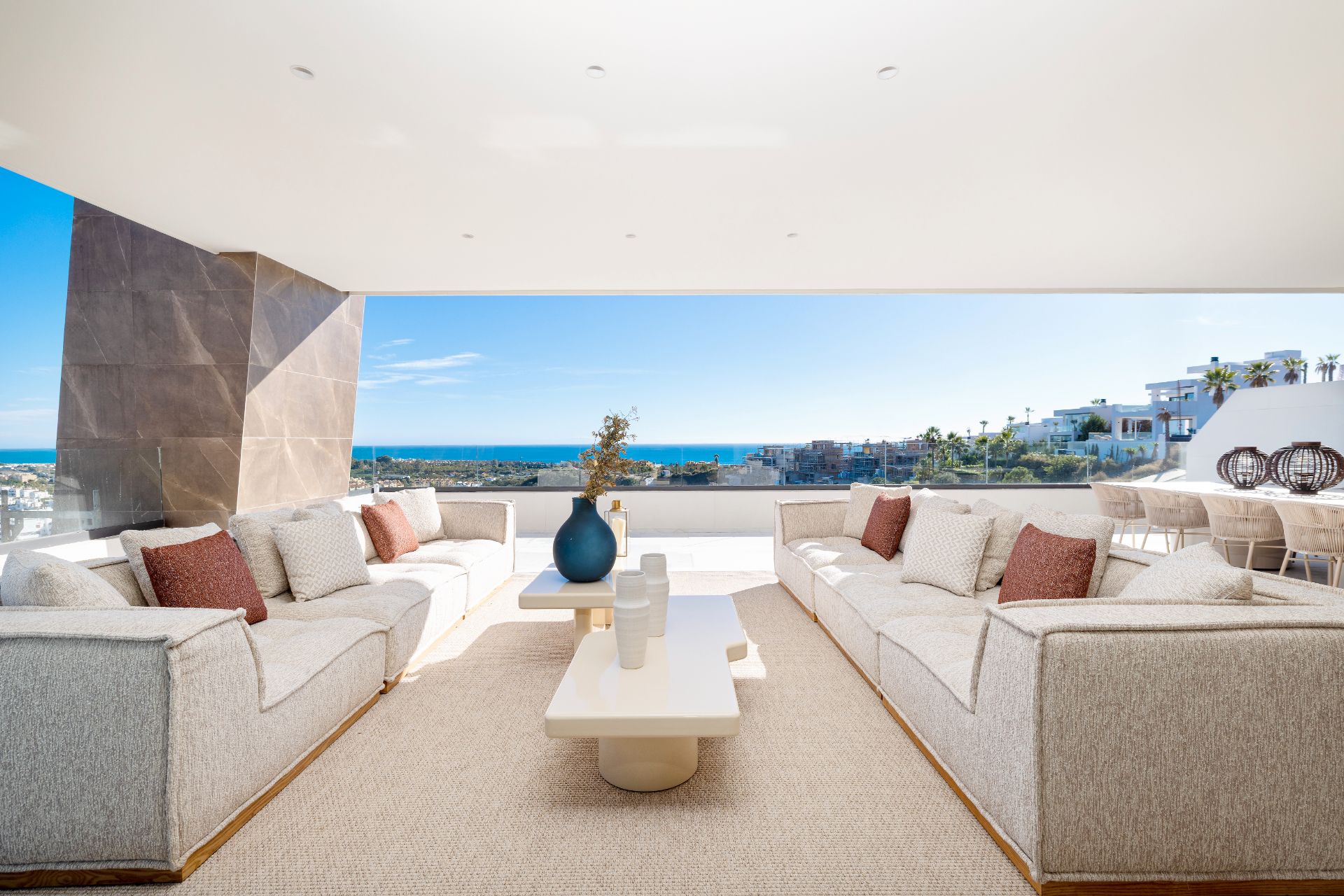 Te esperamos en la caseta de ventas de Balcón del Mediterráneo, Avda. Parque Selwo s/n, 29689 Estepona (Málaga). ¡Conoce - foto 1