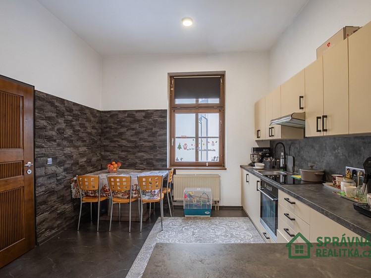 Prodej bytu atypické 113 m² (Mezonet) - foto 4