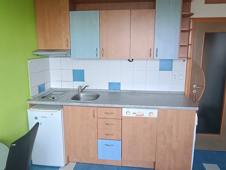 Prodej bytu 1+kk 20 m² - foto 1