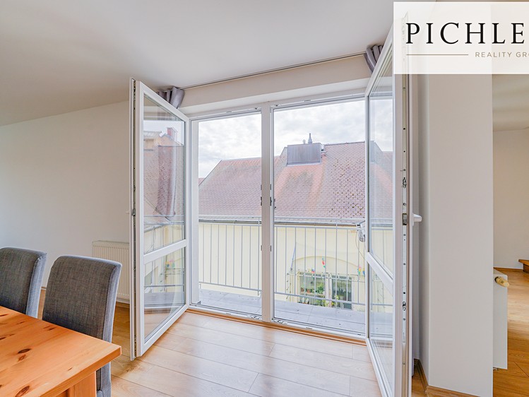 Prodej bytu 3+1 98 m² (Mezonet) - foto 7