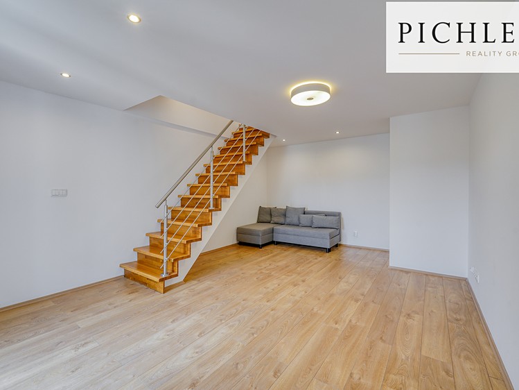Prodej bytu 3+1 98 m² (Mezonet) - foto 8