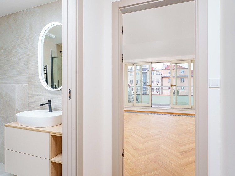 Prodej bytu 2+kk 63 m² - foto 4