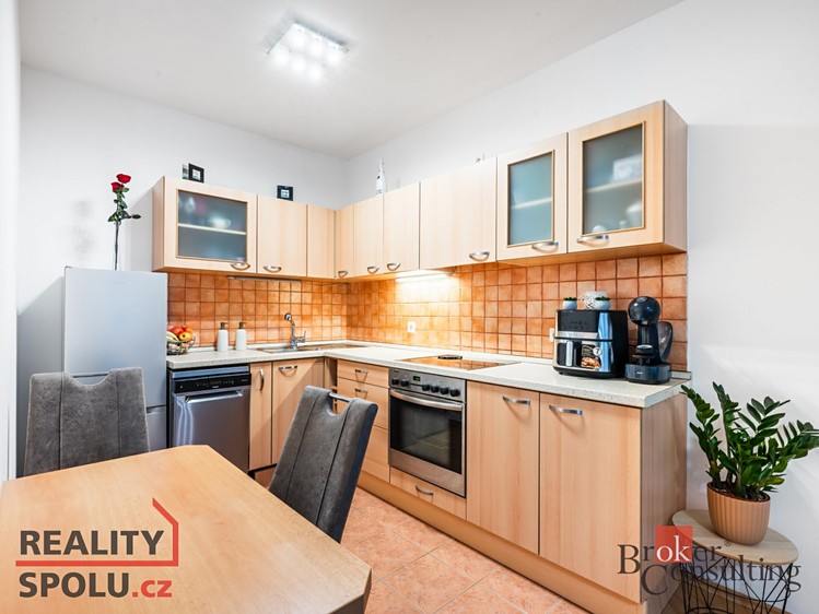 Prodej bytu 1+kk 87 m² - foto 1