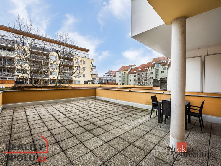 Prodej bytu 1+kk 87 m² - foto 4