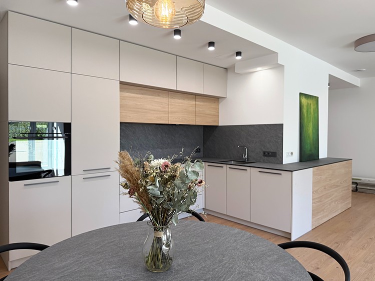 Prodej bytu 3+kk 78 m² (Jednopodlažní) - foto 4